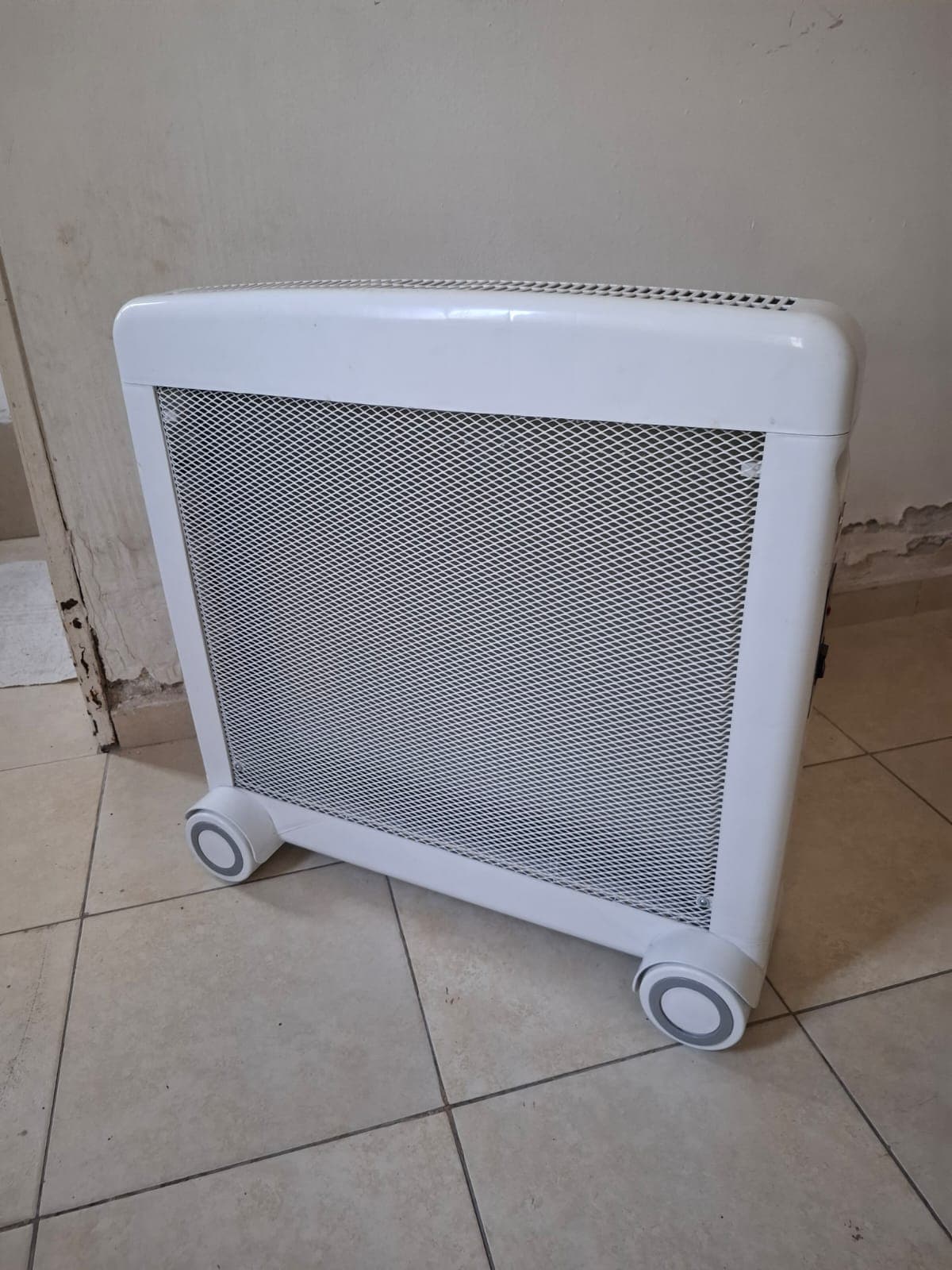 Estufa eléctrica Liliana