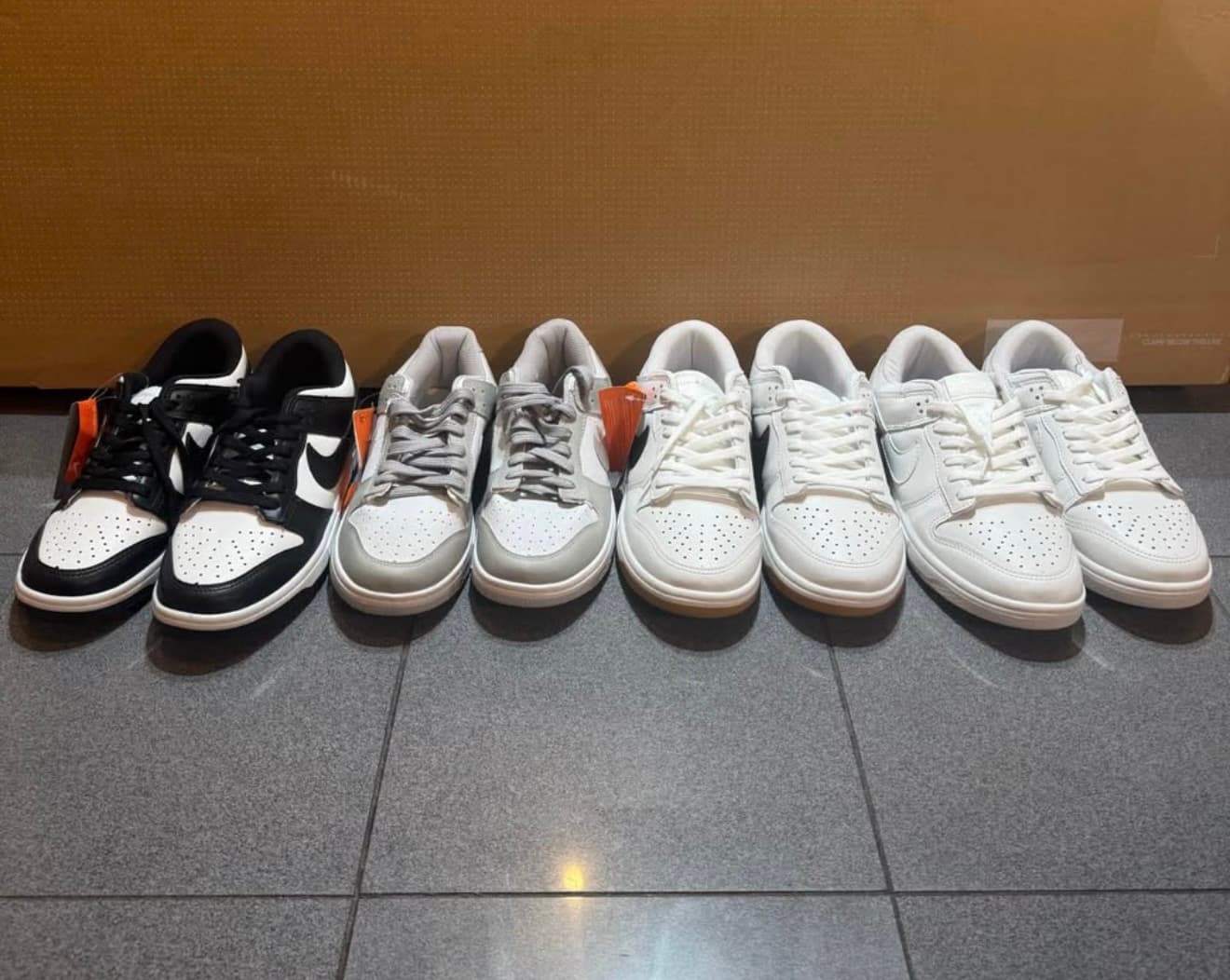 Vendo zapatillas Nike sin uso en caja precio por las 4